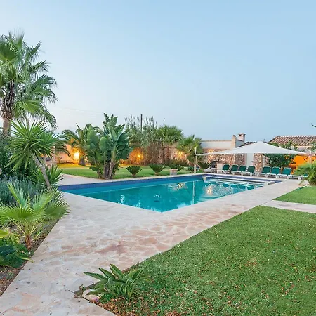 Arquell Villa *